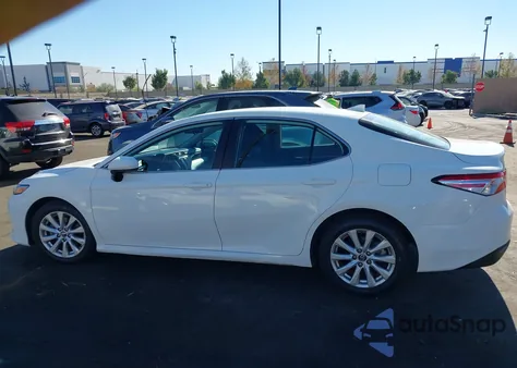 2020 Toyota Camry Le from USA, damaged, VIN 4T1C11AK5LU355660